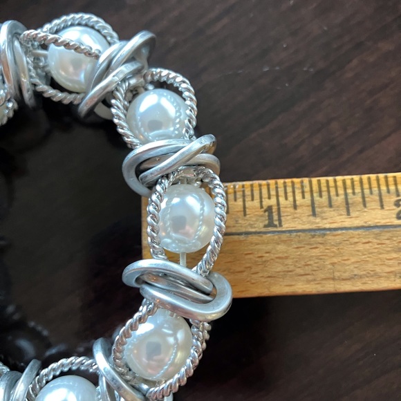 LIA SOPHIA MATCHING NECKLACE AND BRACELET SET - Picture 9 of 11